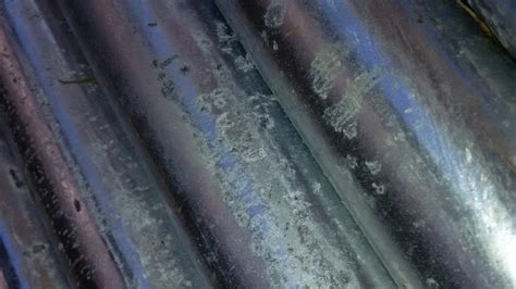 white rust on galvanized steel